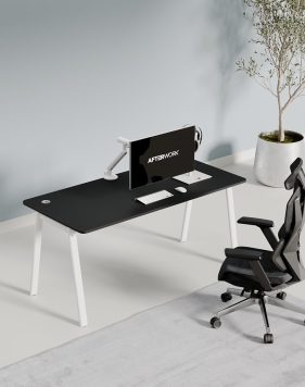 Black Frame Black Tabletop 2